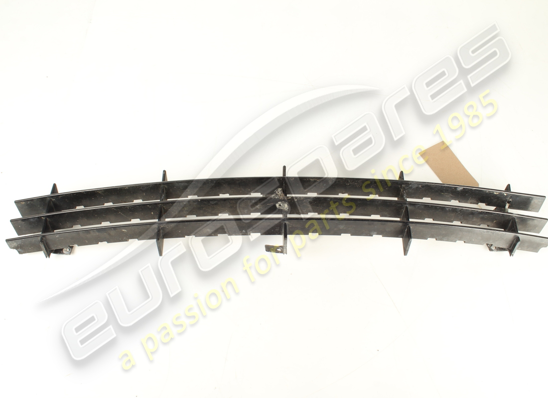 grille de radiateur avant endommagée ferrari. numéro de pièce 64909900 (2)