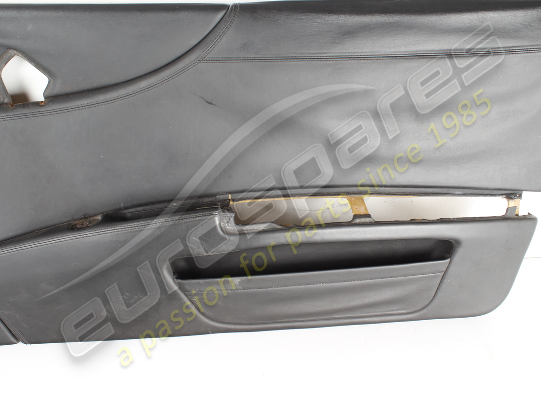 garniture de porte noire vm8500 endommagée. numéro de pièce 64592300 (2)