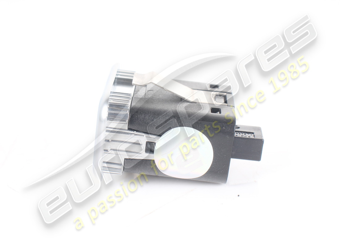 bouton de fermeture de hayon utilisé ferrari. référence 319572 (3)