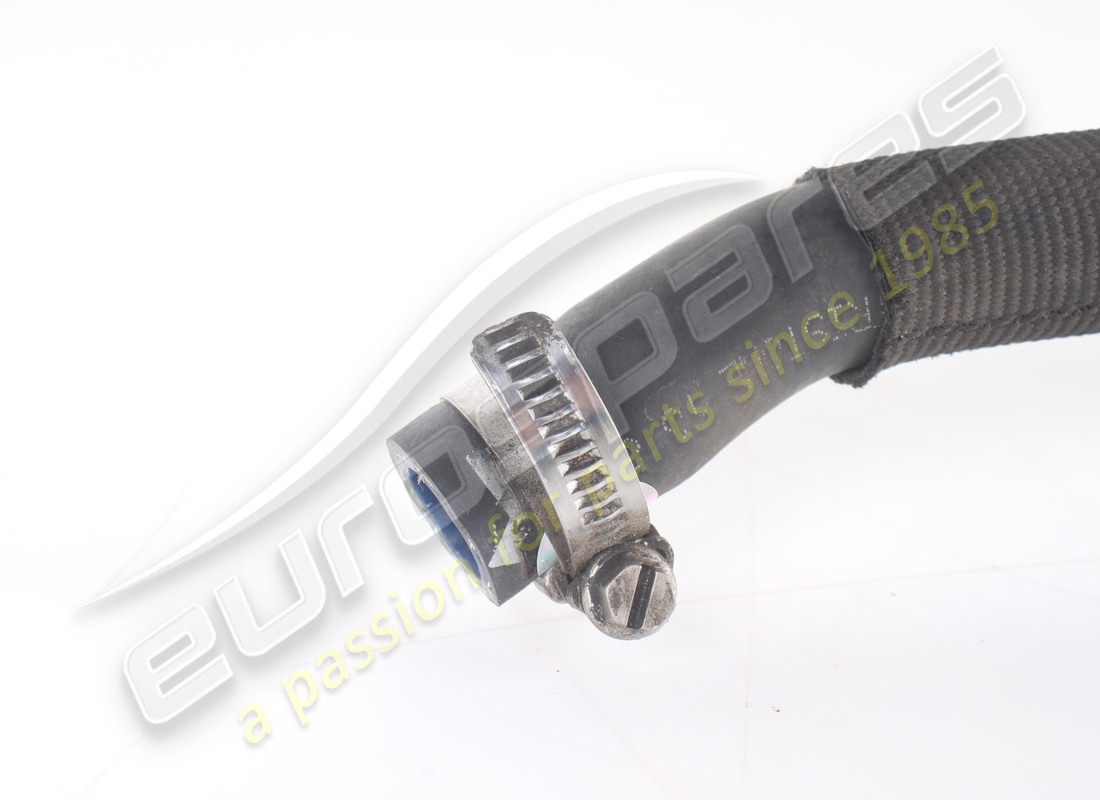 TUYAU D'EAU FERRARI UTILISÉ. NUMÉRO DE PIÈCE 330758 (3) tuyau d'eau ferrari utilisé. numéro de pièce 330758 (3)