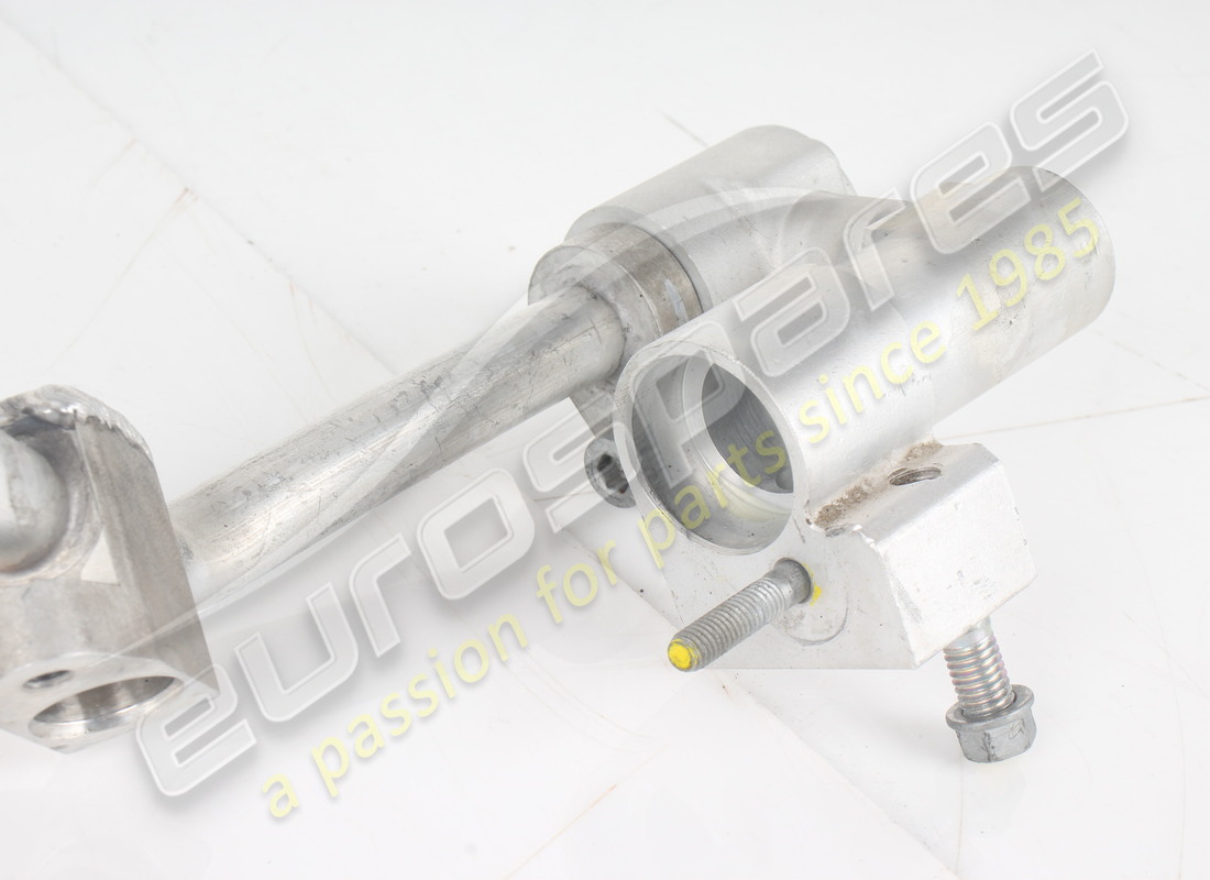 D'OCCASION FERRARI TUBO RIT. DA SOTTOT. A SEZ.. NUMÉRO DE PIÈCE 861590 (2) d'occasion ferrari tubo rit. da sottot. a sez.. numéro de pièce 861590 (2)