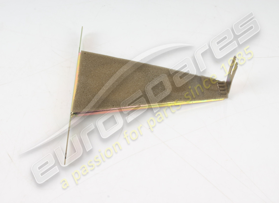 utilisé le support ferrari. numéro de pièce 66076600 (2)
