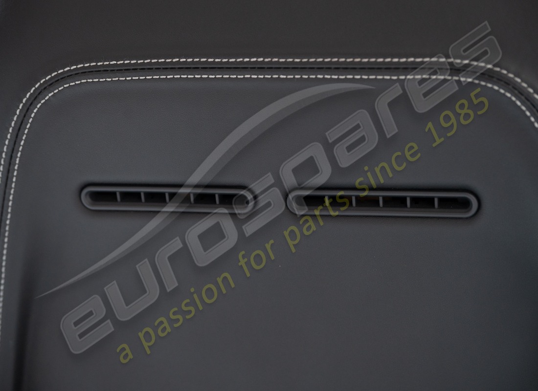 ENSEMBLE DE SIÈGES COMPLET D'OCCASION FERRARI. NUMÉRO DE PIÈCE EAP1558688 (20) ensemble de sièges complet d'occasion ferrari. numéro de pièce eap1558688 (20)