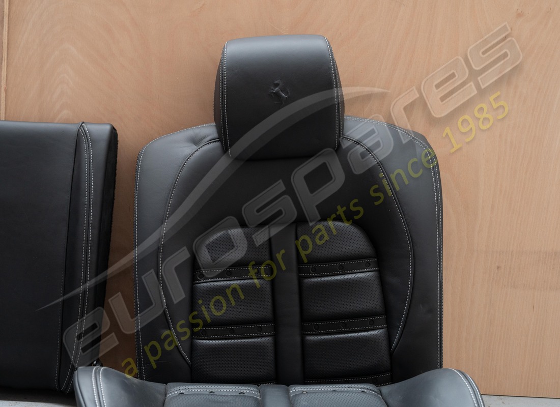 ENSEMBLE DE SIÈGES COMPLET D'OCCASION FERRARI. NUMÉRO DE PIÈCE EAP1558688 (27) ensemble de sièges complet d'occasion ferrari. numéro de pièce eap1558688 (27)