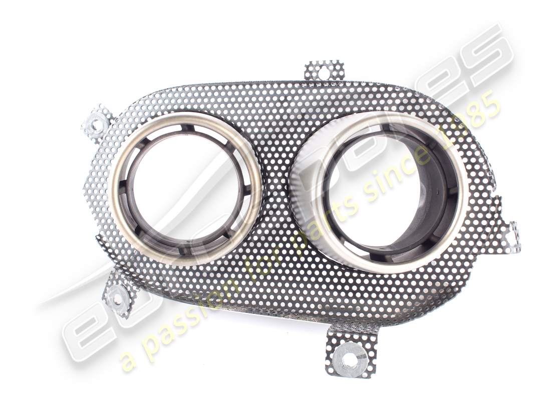UTILISÉ FERRARI GRILLE DE TUYAU D'ÉCHAPPEMENT LH. NUMÉRO DE PIÈCE 86090500 (2) utilisé ferrari grille de tuyau d'échappement lh. numéro de pièce 86090500 (2)