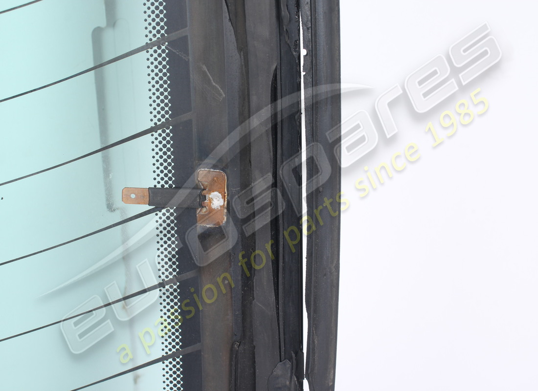 UTILISÉ MASERATI FENÊTRE ARRIÈRE. NUMÉRO DE PIÈCE 387700600 (6) utilisé maserati fenêtre arrière. numéro de pièce 387700600 (6)