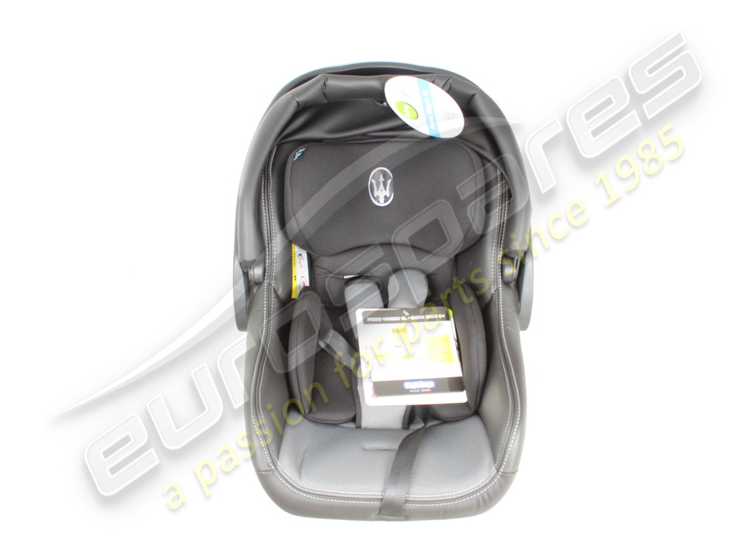 NOUVEAU SIÈGE ENFANT ISOFIX UNIVERSEL Maserati (GR.0+) . NUMÉRO DE PIÈCE 940000420 (1)