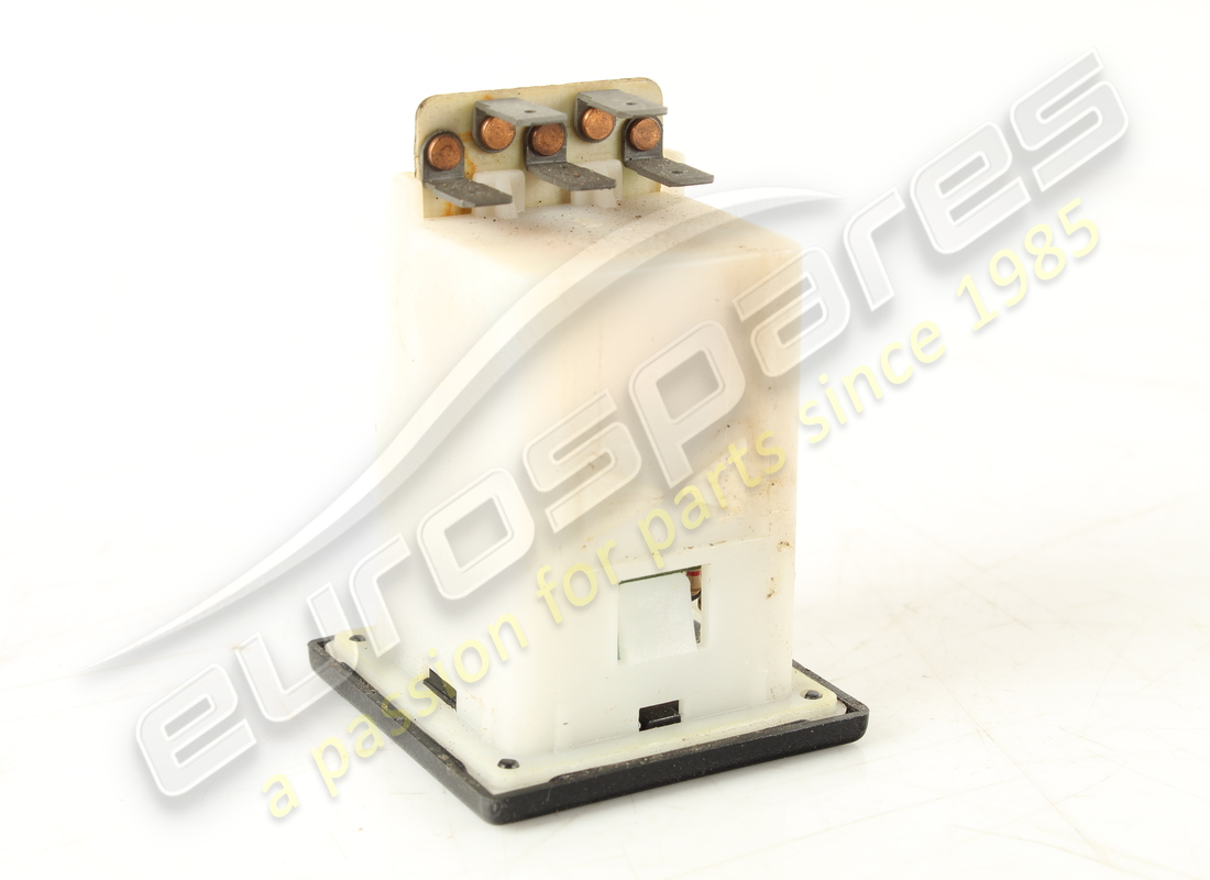 interrupteur de coffre d'occasion ferrari. référence 2578089610 (3)