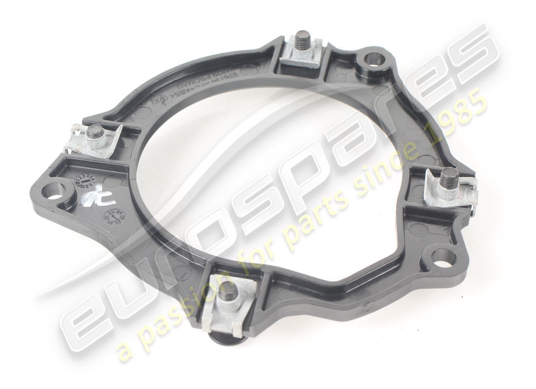 adaptateur ferrari d'occasion 80-100 mont b dx. numéro de pièce 976734 (2)