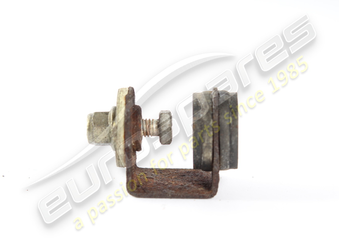 utilisé le support ferrari. numéro de pièce 128500 (2)