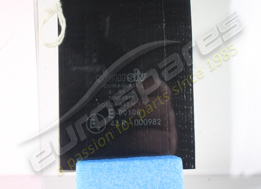 nouvelle fenêtre latérale arrière oem. numéro de pièce 007017008 (2)