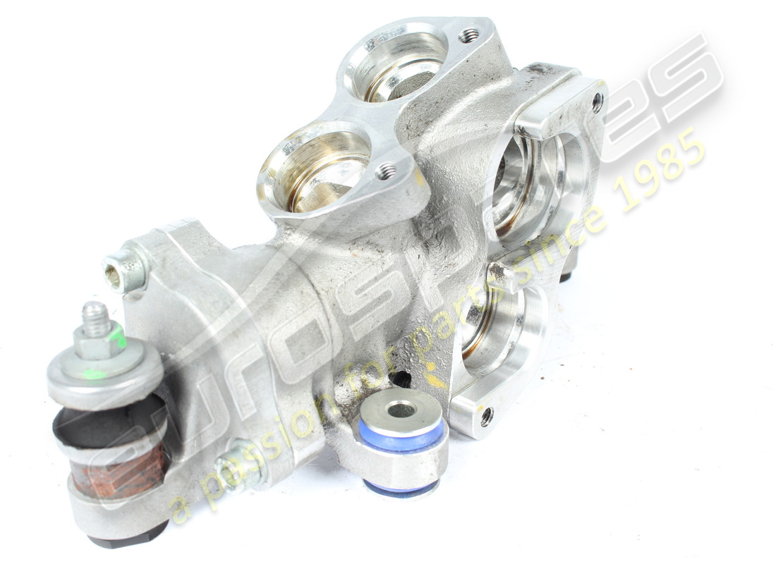 thermostat d'huile complet ferrari utilisé. numéro de pièce 316675 (2)