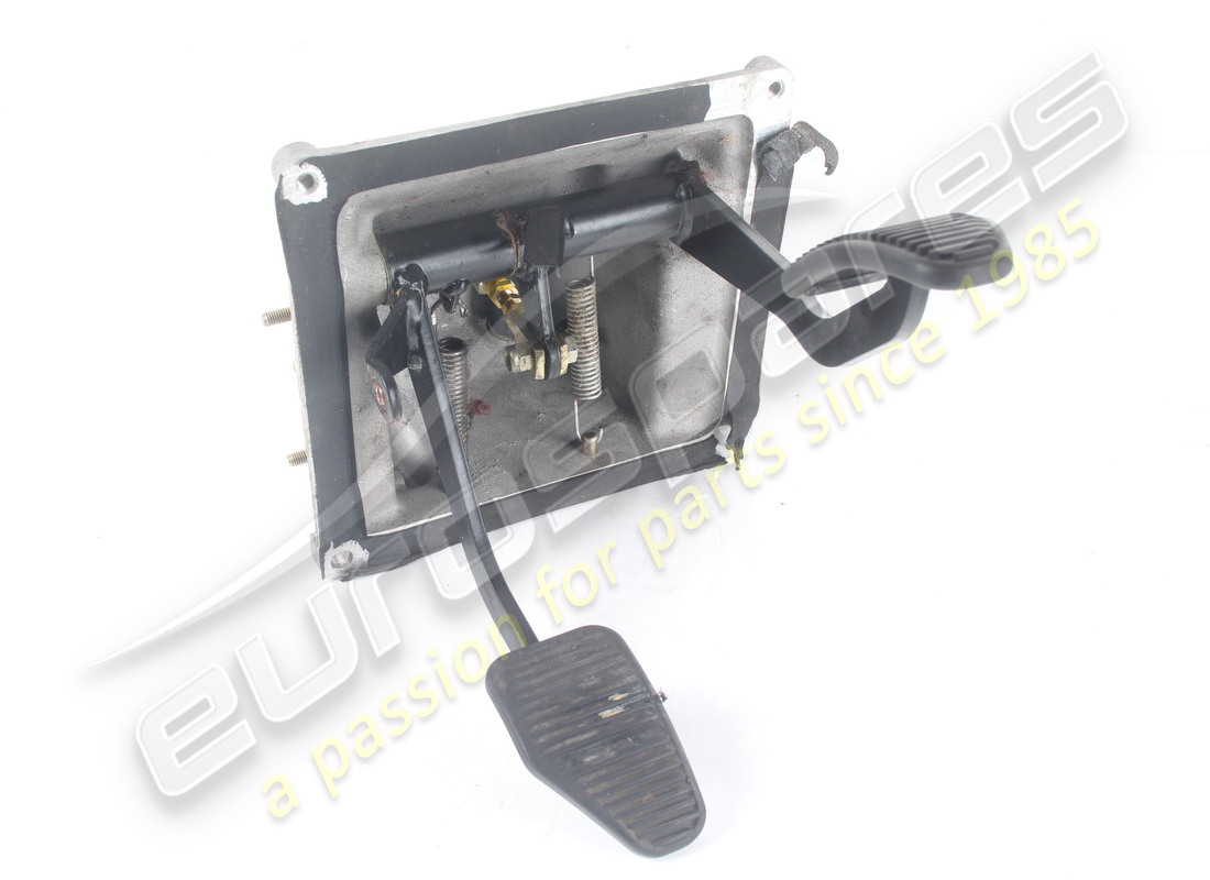 ENSEMBLE DE PÉDALES COMPLET D'OCCASION Eurospares POUR CONDUITE À DROITE. RÉFÉRENCE EAP1726343 (1)