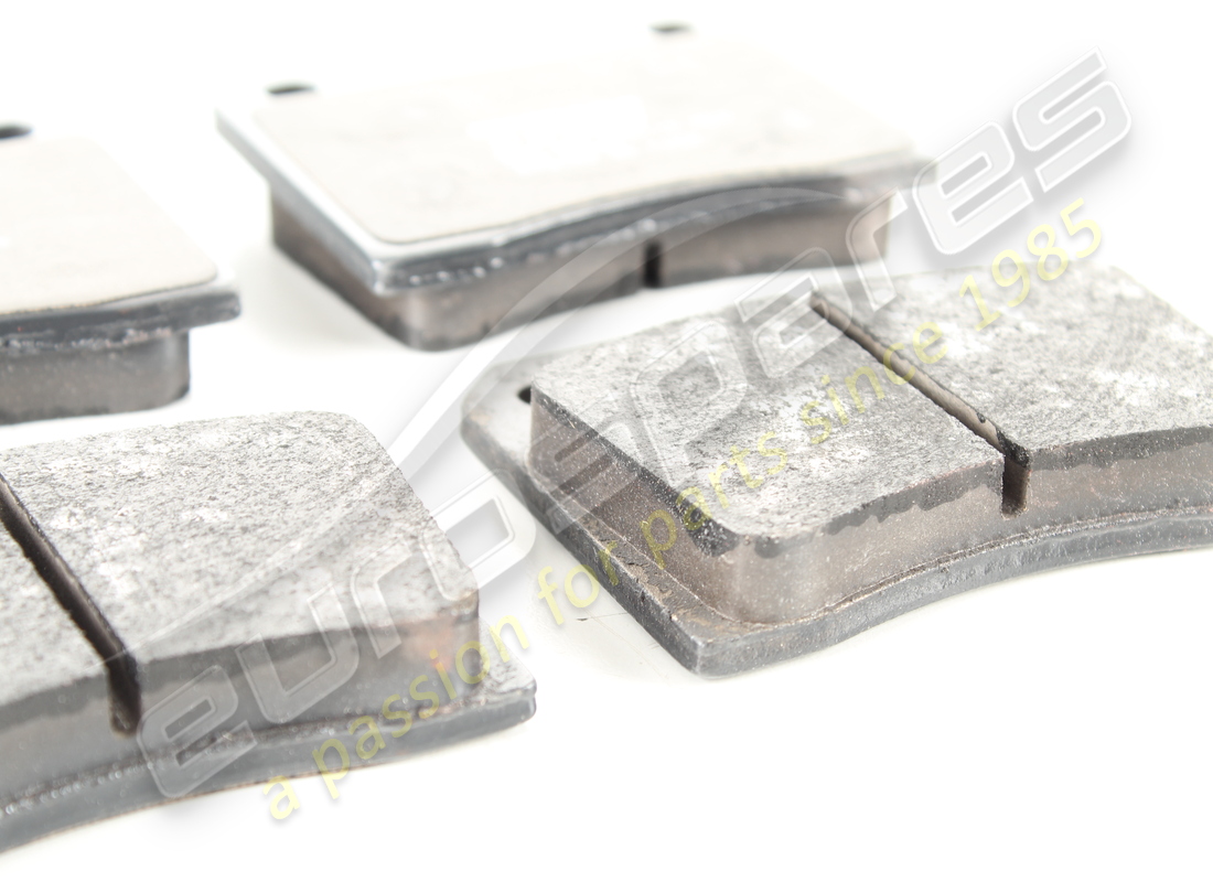 nouveau jeu de plaquettes de frein arrière eurospares. numéro de pièce 003203852 (2)