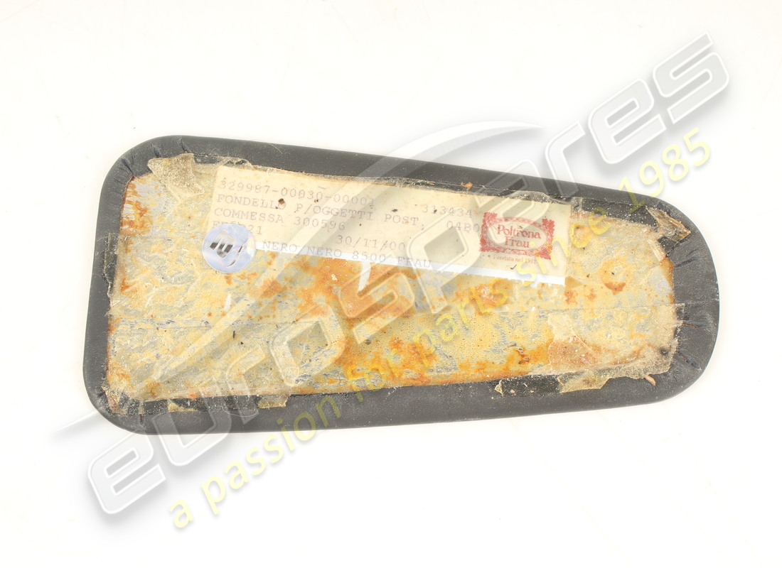 couvercle ferrari d'occasion noir vm8500. numéro de pièce 65274400 (2)