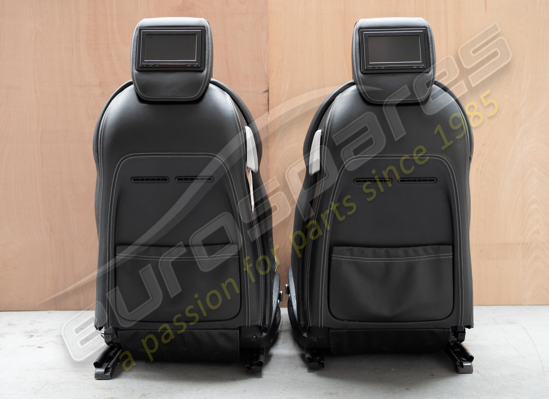 ENSEMBLE DE SIÈGES COMPLET D'OCCASION FERRARI. NUMÉRO DE PIÈCE EAP1558688 (16) ensemble de sièges complet d'occasion ferrari. numéro de pièce eap1558688 (16)