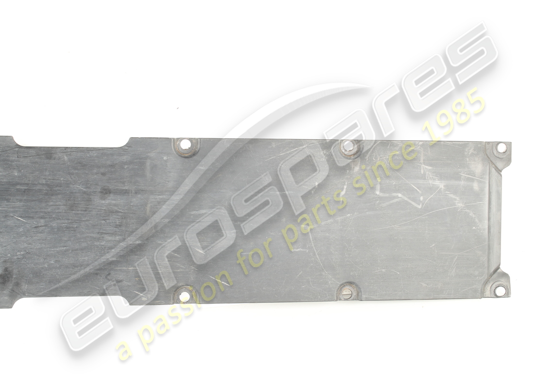 UTILISÉ FERRARI BOUCLIER CENTRAL DE SOUS-CAISSE. NUMÉRO DE PIÈCE 82884900 (3) utilisé ferrari bouclier central de sous-caisse. numéro de pièce 82884900 (3)