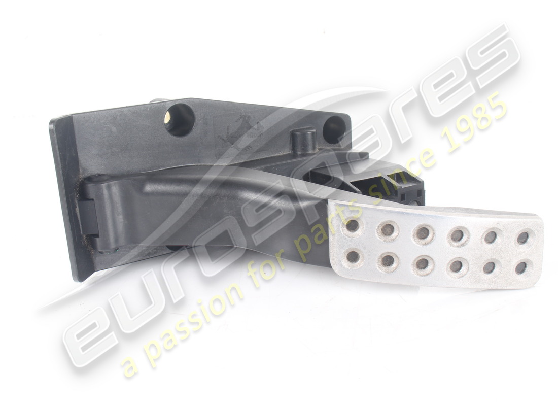 UTILISÉ FERRARI PÉDALE D'ACCÉLÉRATEUR COMPLÈTE. NUMÉRO DE PIÈCE 243117 (2) utilisé ferrari pédale d'accélérateur complète. numéro de pièce 243117 (2)