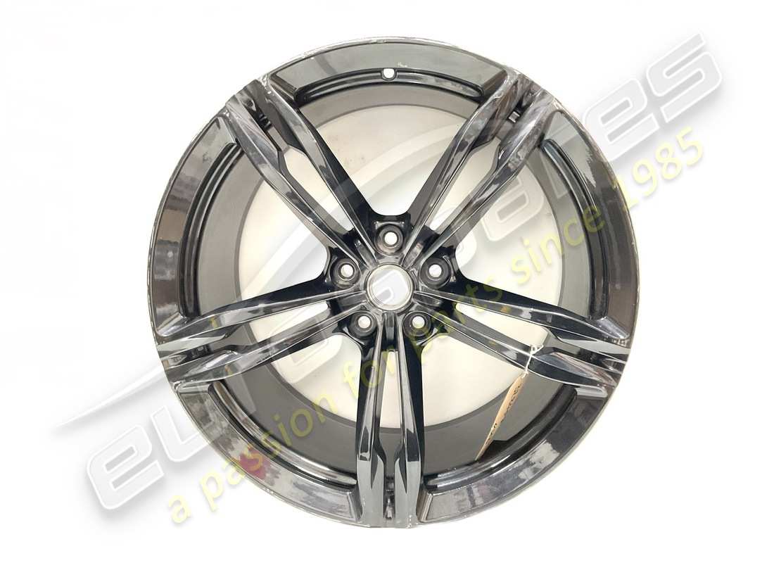 UTILISÉ Ferrari ROUE ARRIÈRE. NUMÉRO DE PIÈCE 328457 (1)