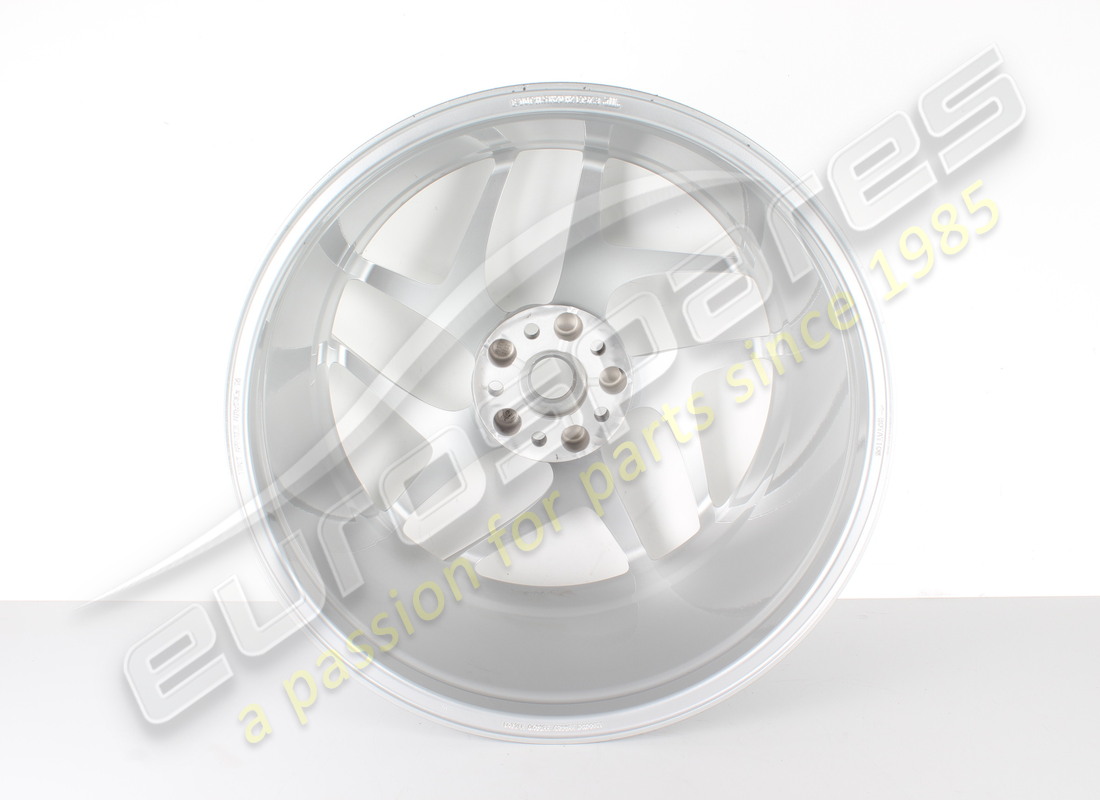 roue arrière gauche ferrari reconditionnée. numéro de pièce 323851 (3)