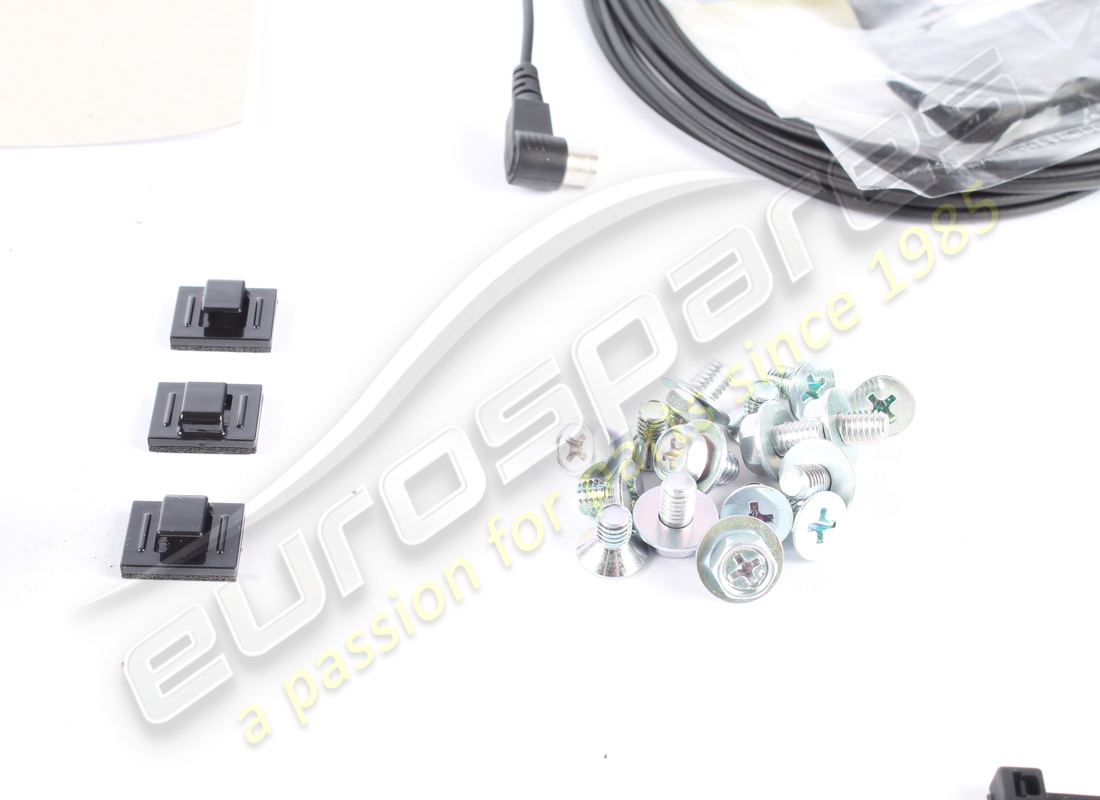 nouveau kit caméra de recul ferrari f430. référence 70003201 (4)