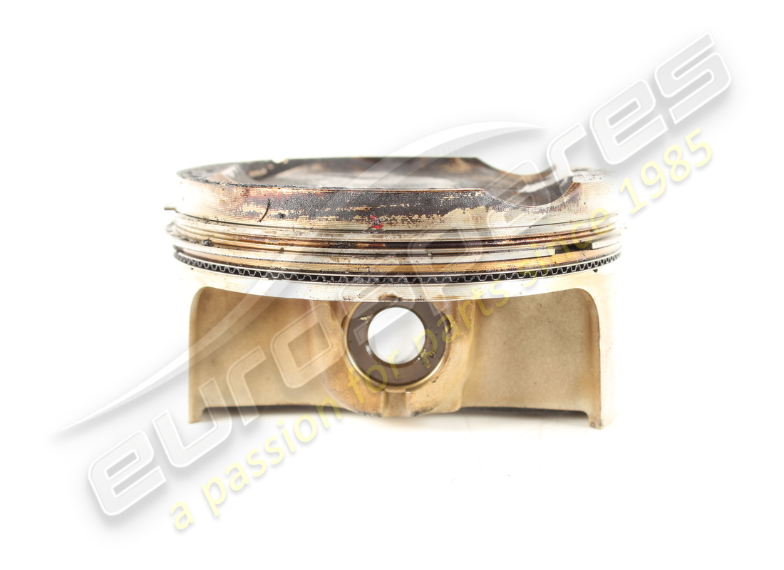 PISTON Maserati UTILISÉ AVEC SEGMENTS DE RIVE . NUMÉRO DE PIÈCE 198412 (1)