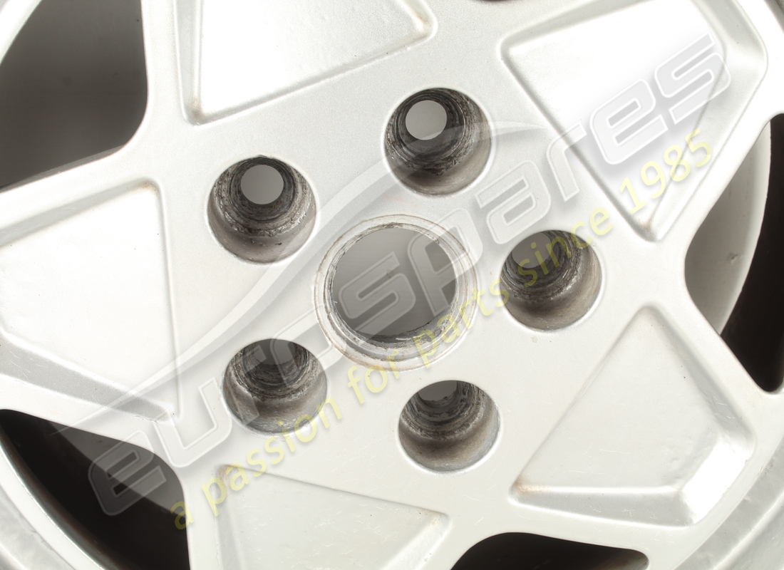 utilisé ferrari roue avant 3.2 mqv. numéro de pièce 127465 (2)