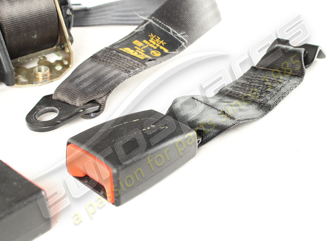 UTILISÉ MASERATI KIT ARRIÈRE LA CEINTURE DE SÉCURITÉ M338A. NUMÉRO DE PIÈCE 388150018 (5) utilisé maserati kit arrière la ceinture de sécurité m338a. numéro de pièce 388150018 (5)