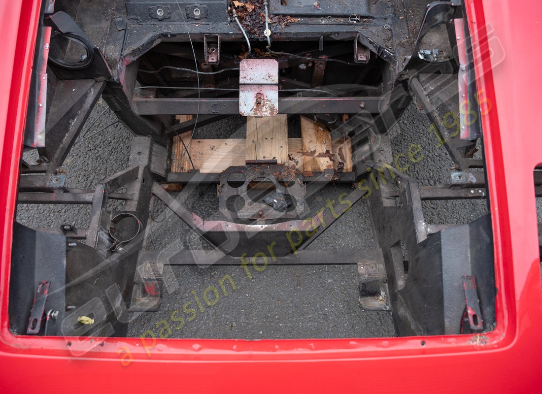 ensemble de panneau avant d'occasion ferrari. numéro de pièce 61751200 (3)