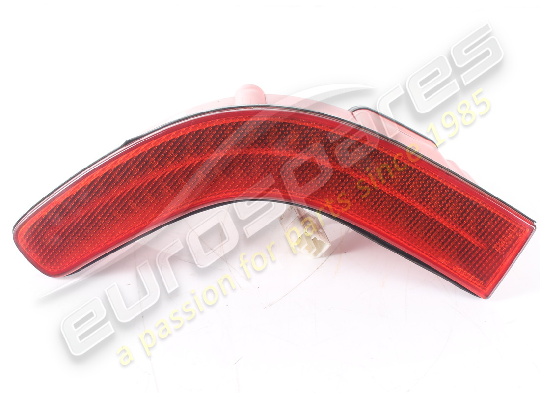 FEU ARRIÈRE GAUCHE MASERATI UTILISÉ AVEC LED FIXE. NUMÉRO DE PIÈCE 383100137 (1) feu arrière gauche maserati utilisé avec led fixe. numéro de pièce 383100137 (1)