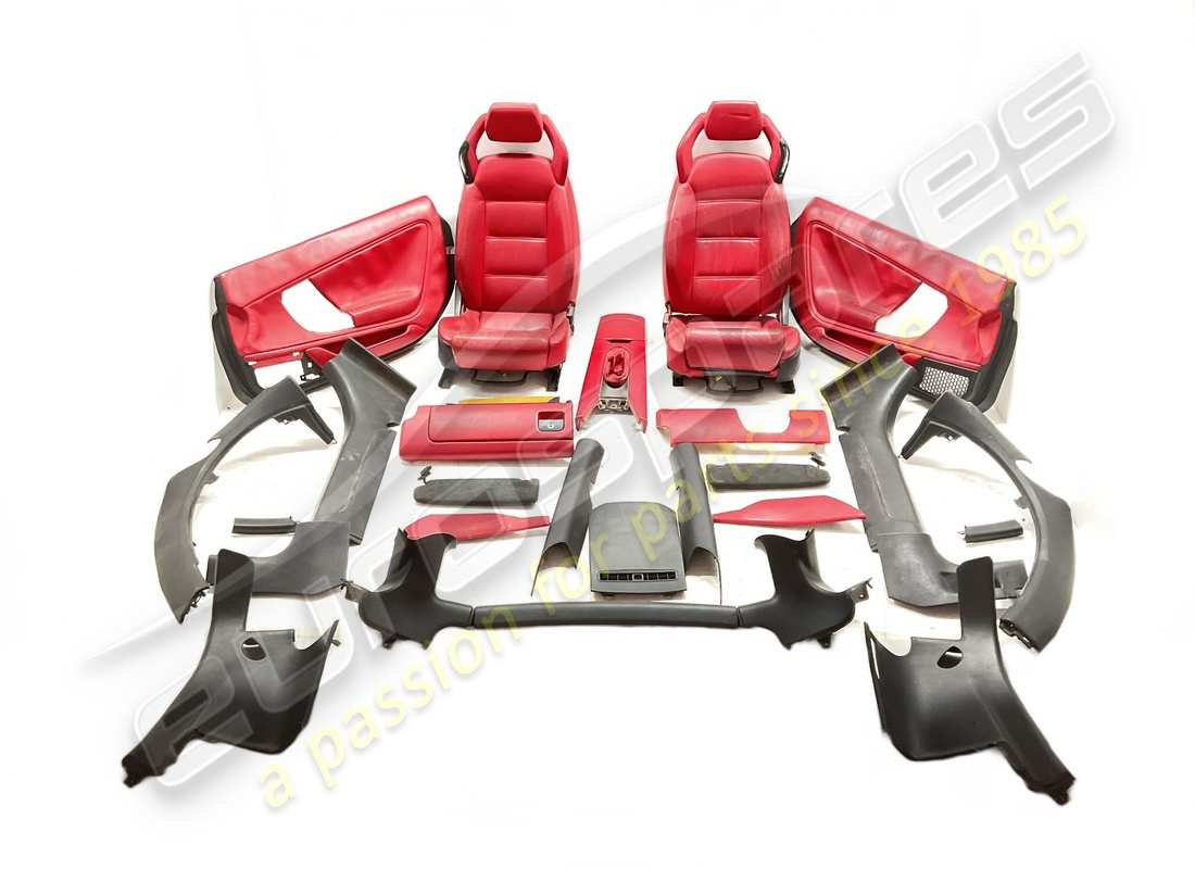 UTILISÉ Eurospares GALLARDO INTÉRIEUR COMPLET ROUGE ET NOIR. NUMÉRO DE PIÈCE EAP1393554 (1)