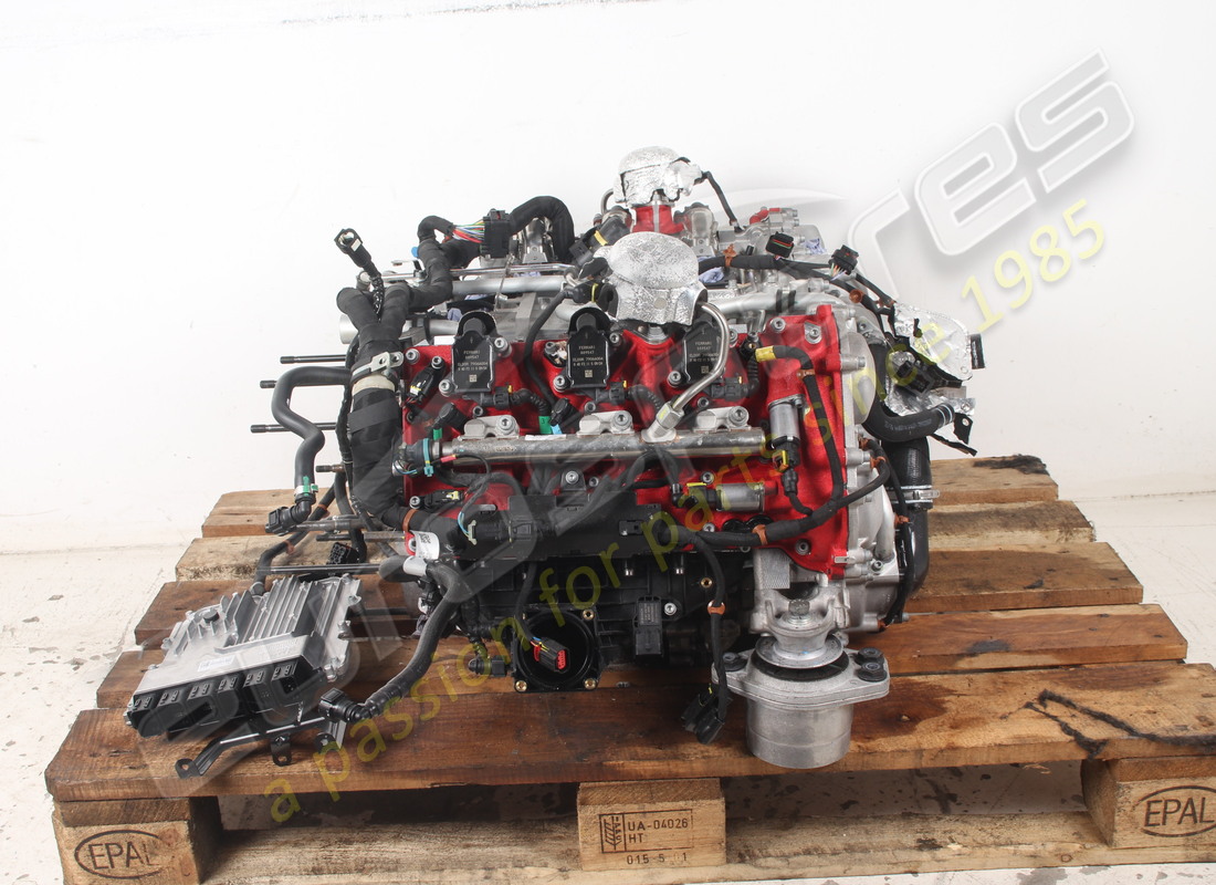 moteur ferrari 296 utilisé. numéro de pièce 985000364 (2)