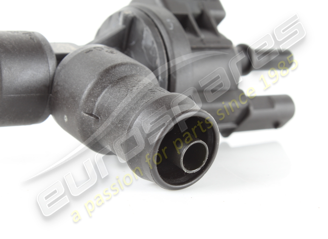 vanne de chasse ferrari utilisée. numéro de pièce 751851 (4)