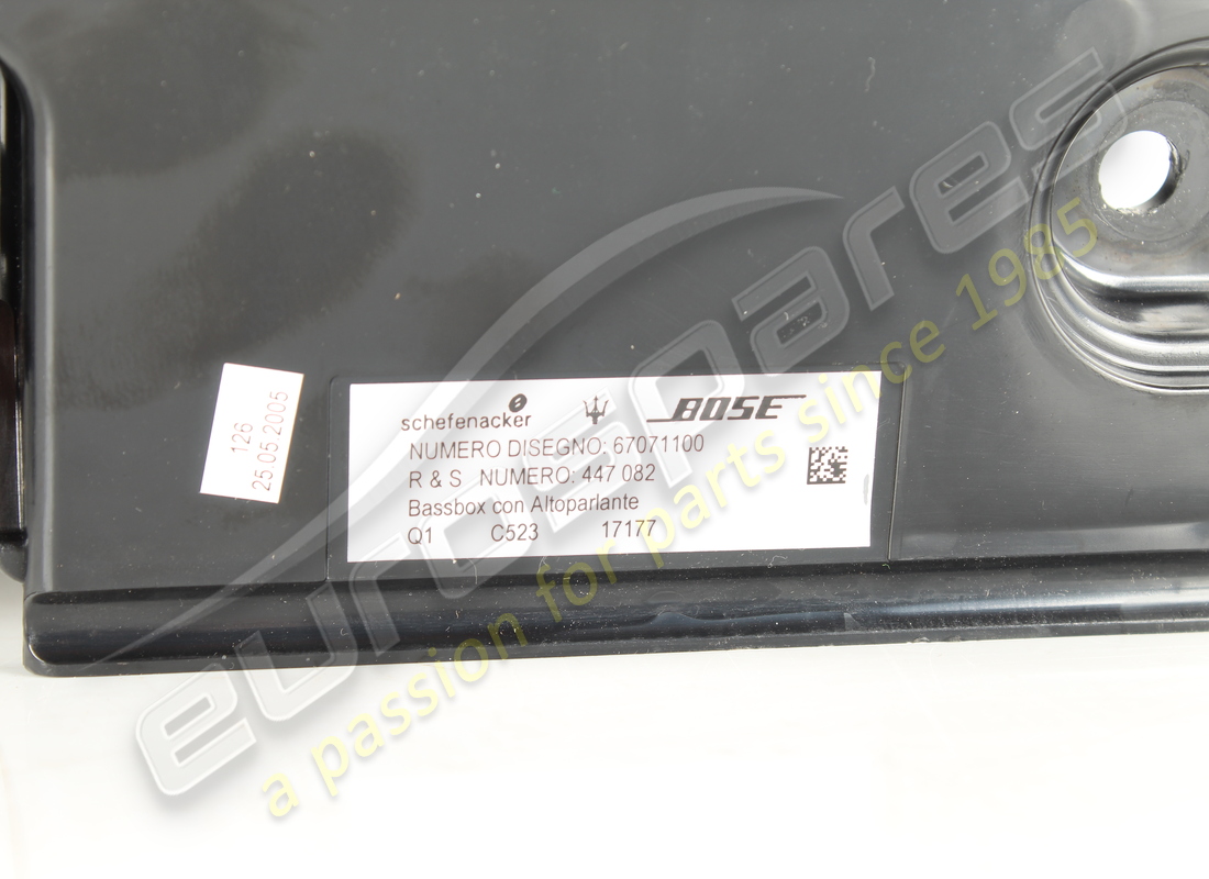 caisson de basses bose complet d'occasion maserati. numéro de pièce 67071100 (3)