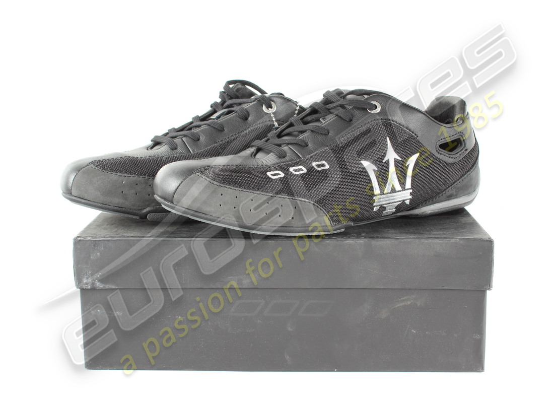 nouvelles maserati baskets mc12 302 45. numéro de pièce 920003471 (1)