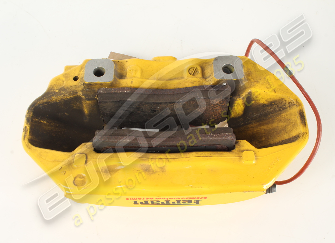 utilisé ferrari étrier arrière droit avec plaquettes. numéro de pièce 286780 (2)