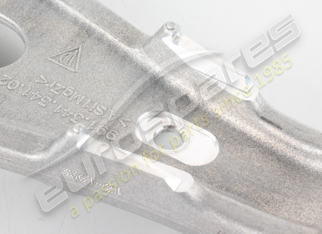 nouveau porsche wishbone. numéro de pièce 99134105306 (3)