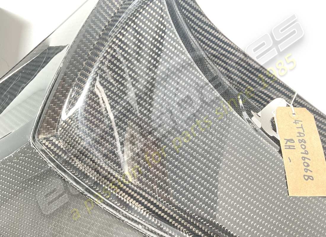 utilisé lamborghini aile arrière droit. numéro de pièce 4ta809606b (3)