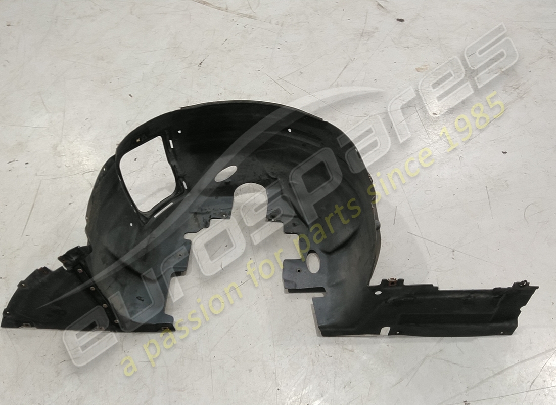 UTILISÉ Aston Martin DOUBLURE DE PASSAGE DE ROUE AVANT, GAUCHE, COUPÉ . NUMÉRO DE PIÈCE 7G33166563AB (1)