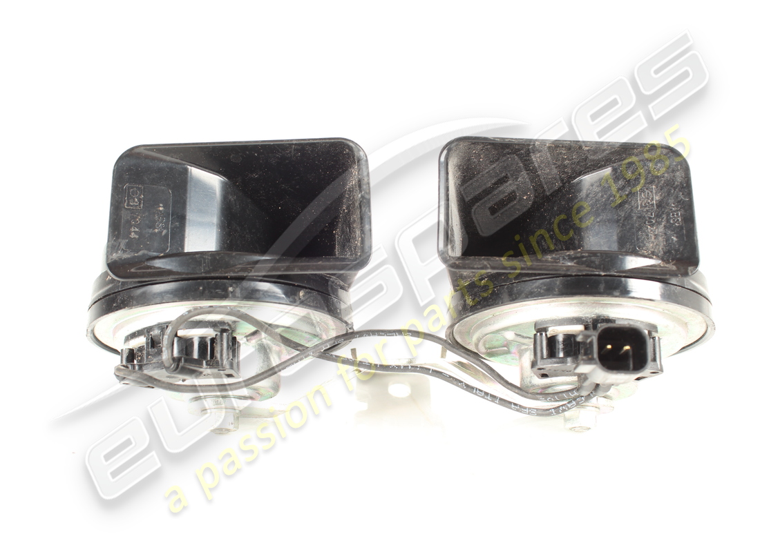 utilisé ferrari corne. numéro de pièce 785918 (2)
