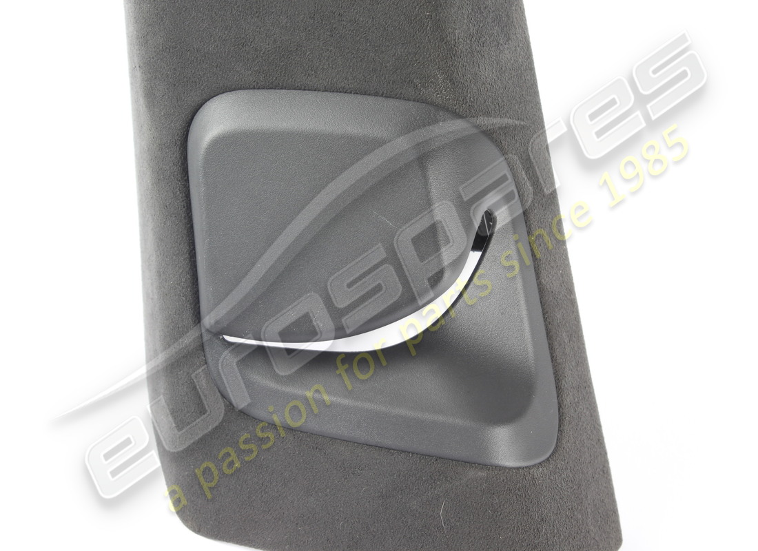garniture de montant b noire d'occasion porsche. numéro de pièce 992867243jox7 (2)