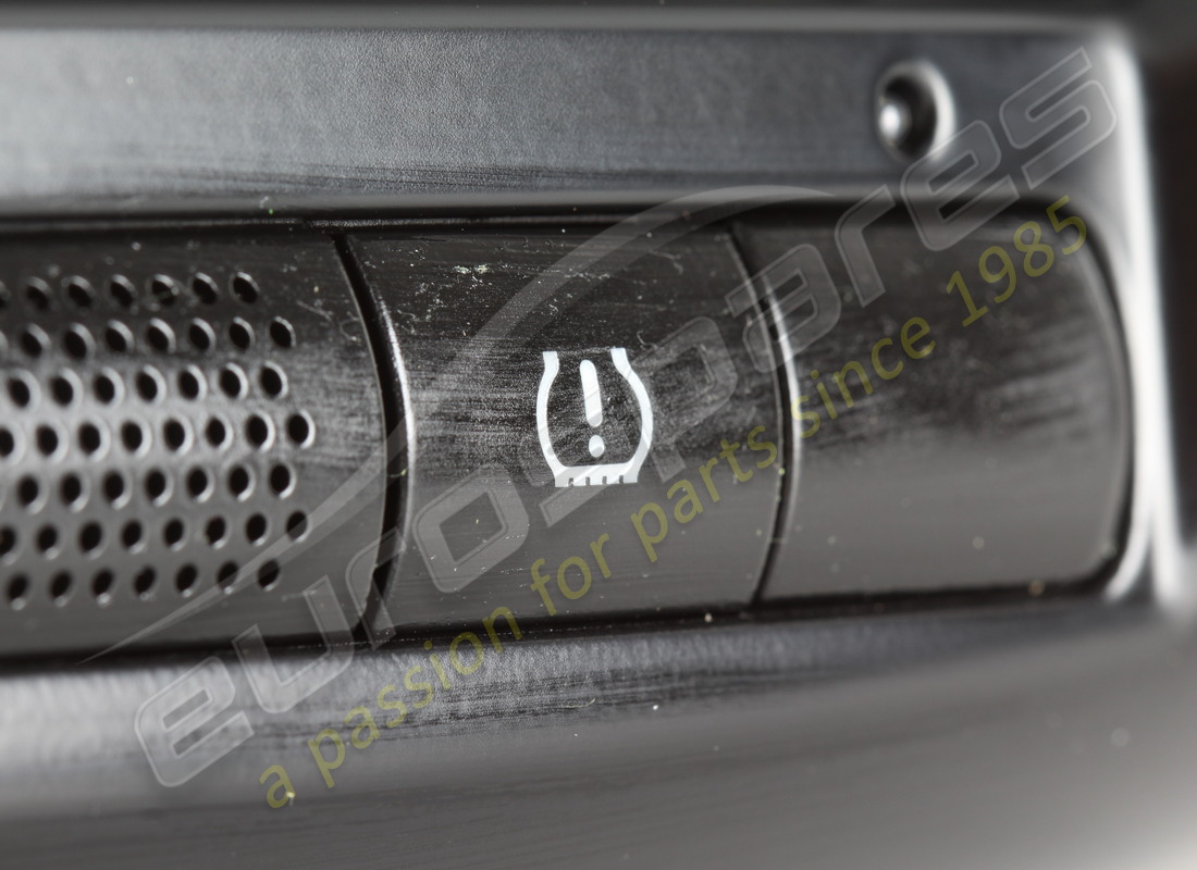 nouveau (autre) maserati panneau de boutons de commande complet, aluminium noir. numéro de pièce 69187100 (6)