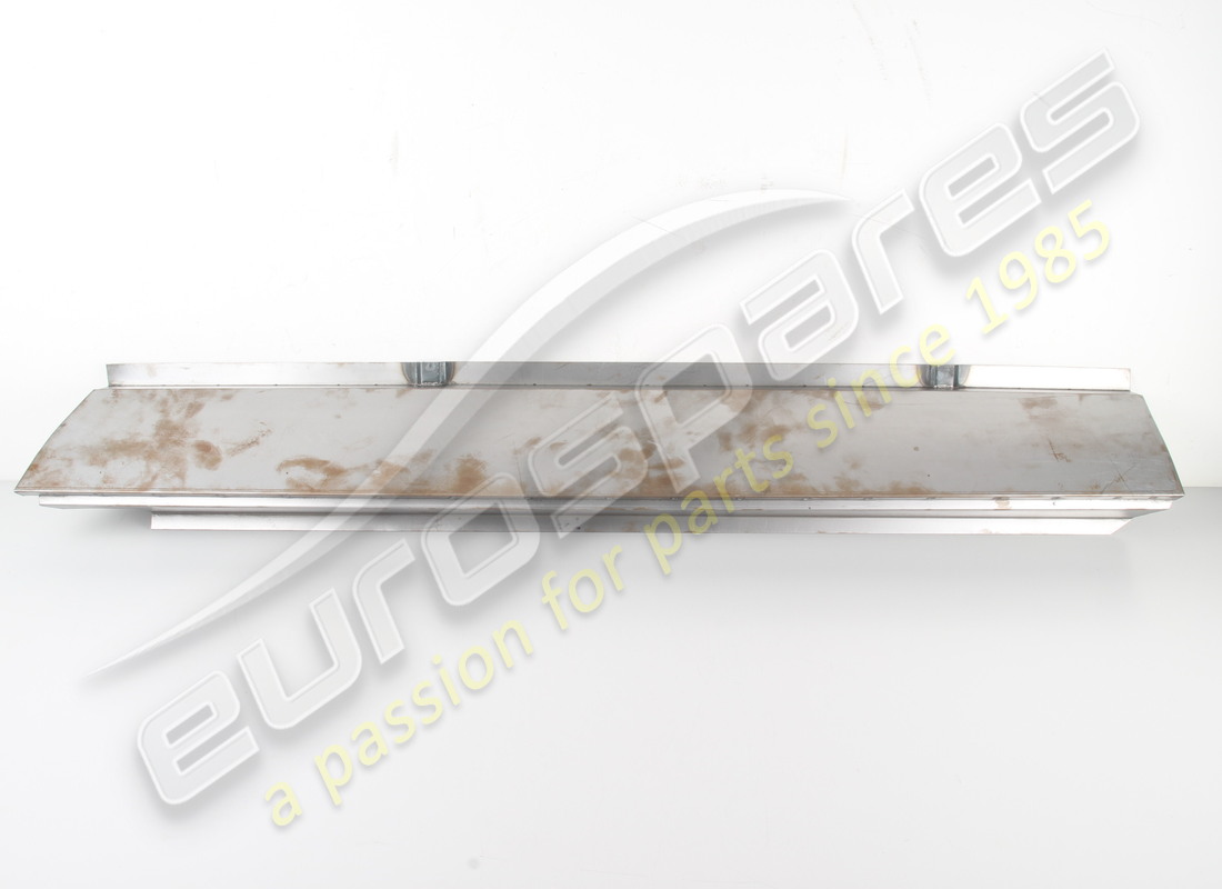 NOUVEAU SEUIL DE PORTE DROIT Eurospares. NUMÉRO DE PIÈCE 40155905 (1)