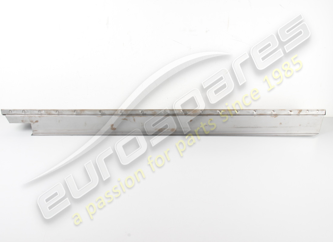 nouveau seuil de porte droit eurospares. numéro de pièce 40155905 (4)
