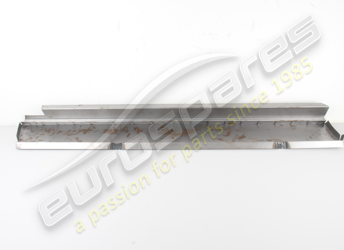 nouveau seuil de porte droit eurospares. numéro de pièce 40155905 (5)