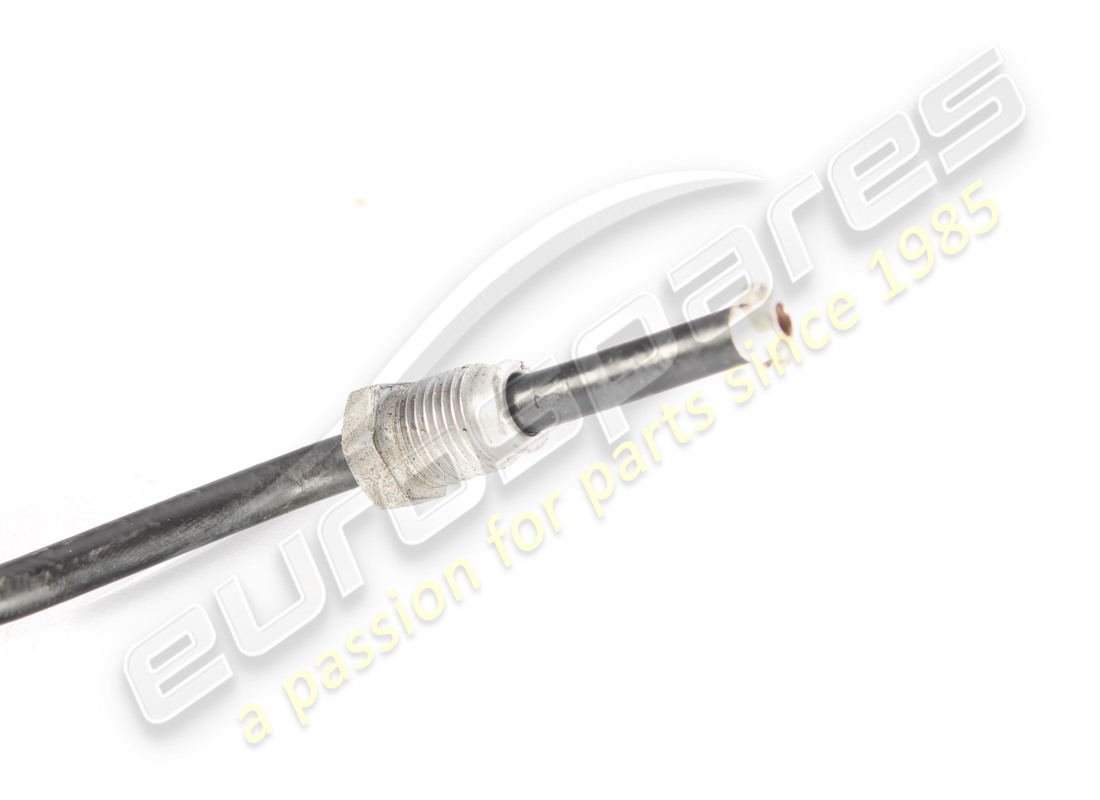 tuyau rigide d'occasion maserati. numéro de pièce 675001587 (3)