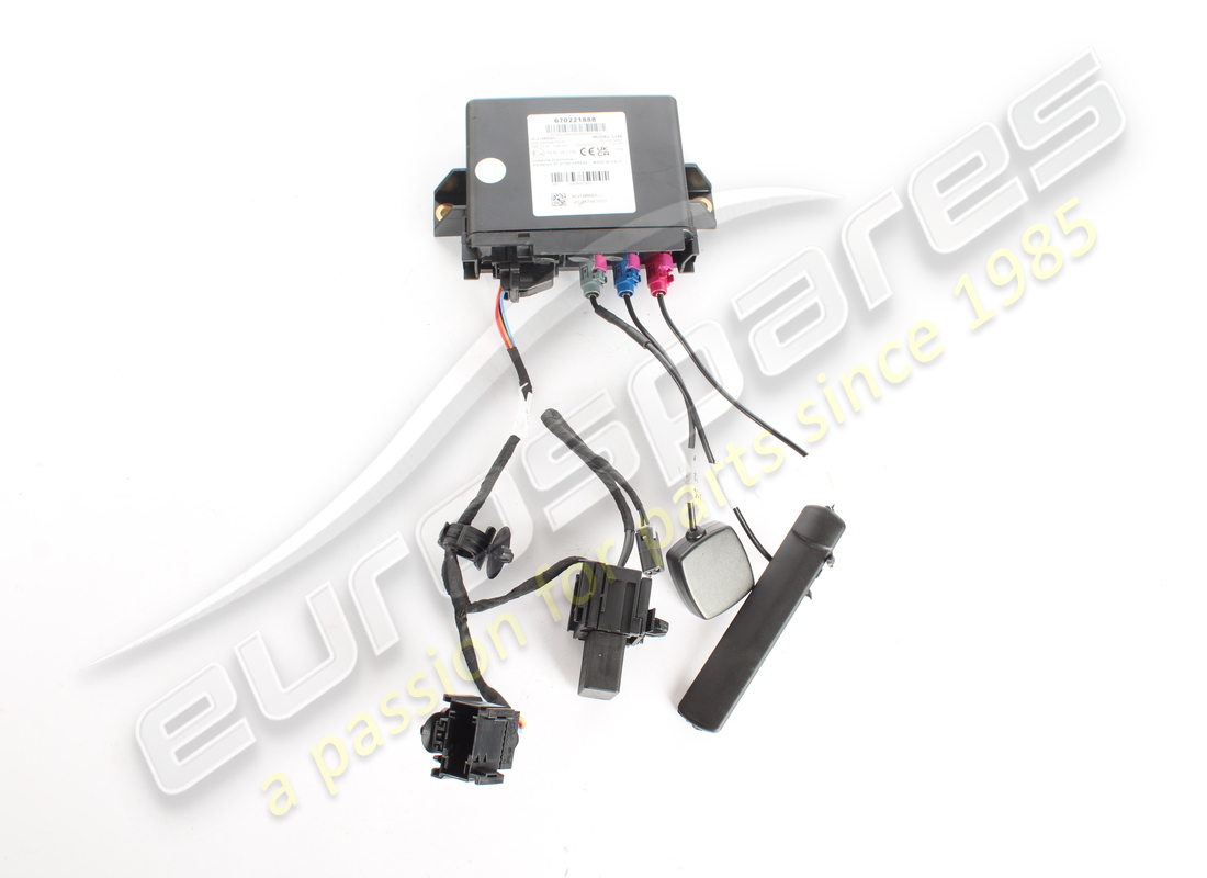 Unité de contrôle GPS d'occasion Maserati. Numéro de pièce 670221888 (1)