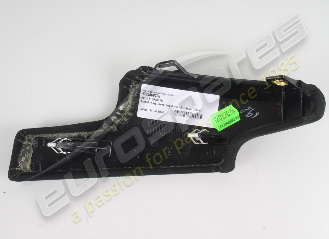 nouveau lamborghini couvercle de boîte à gants. référence 4t1857037d (2)