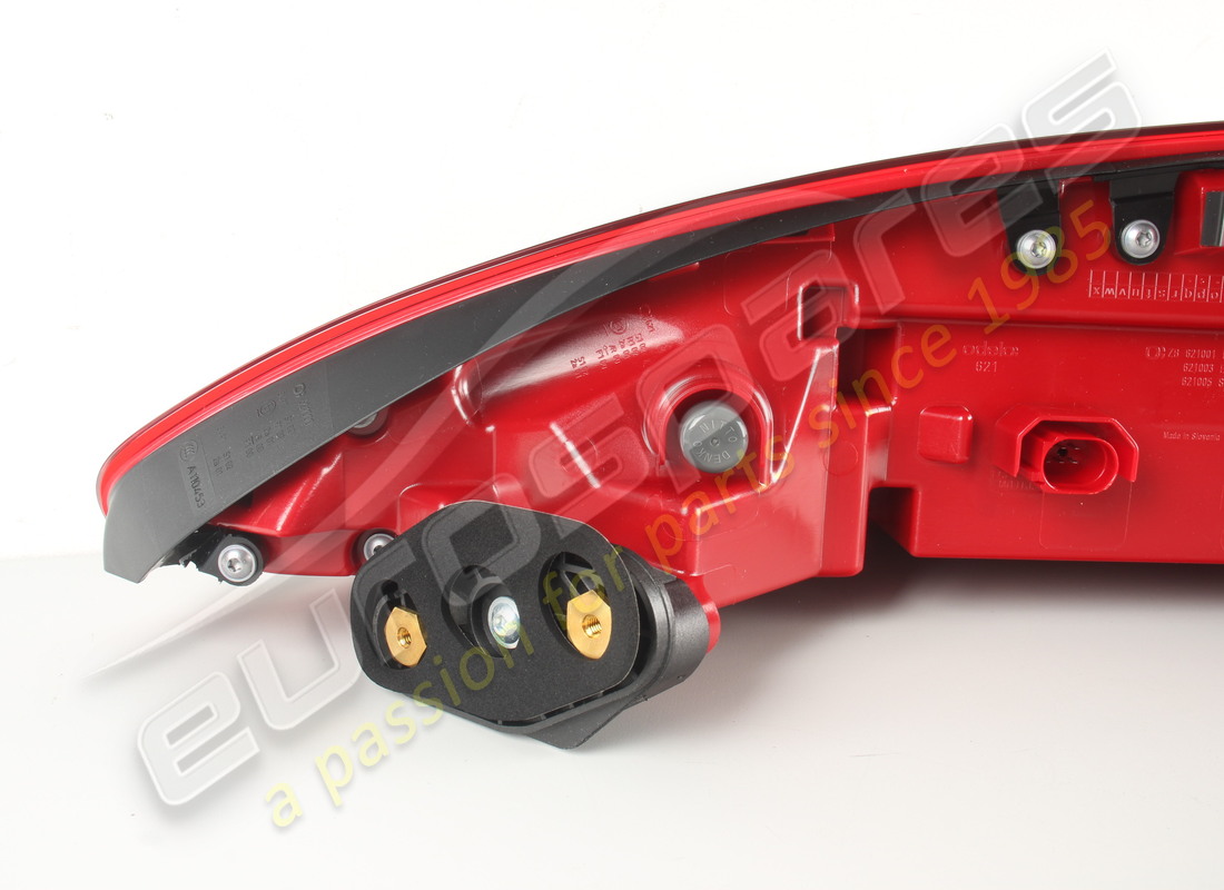 nouveau feu arrière porsche. numéro de pièce 97063143105 (3)