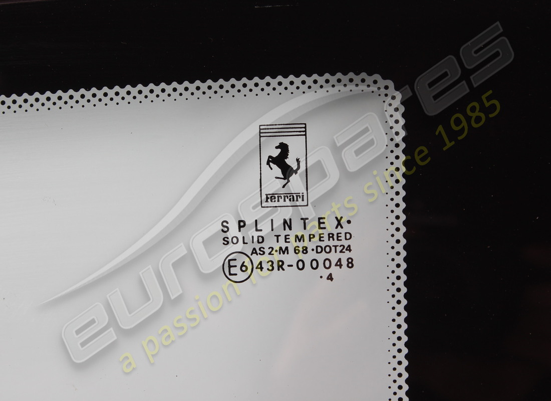 vitre côté arrière droite ferrari utilisée. numéro de pièce 66855600 (2)